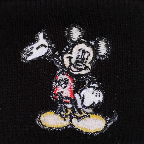 Disney Black Mickey Mouse Beanie Hat Embroidered Mickey Design - Picture 8 of 11